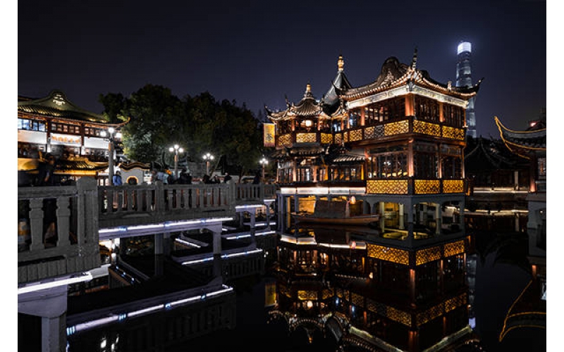 城市廣場(chǎng)夜景亮化工程怎么做？這篇文章不要錯(cuò)過